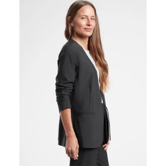Athleta Avenue Blazer Jacket size 10 Black Career Office Academia Preppy - Picture 3 of 16